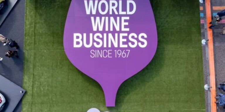 Vinitaly 2025: 4000 aziende e quartiere al completo
