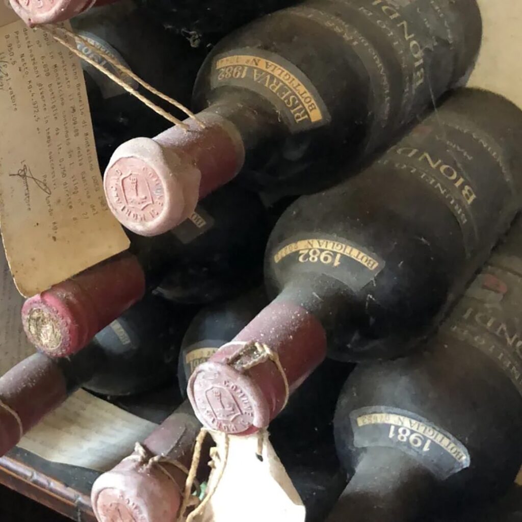 Vecchie Annate di Brunello di Montalcino Biondi Santi