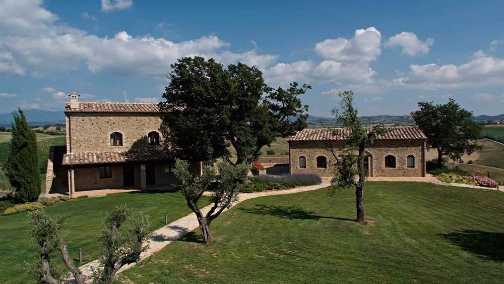 Solus Pianirossi 2008 una Vista dall'alto della Tenuta.