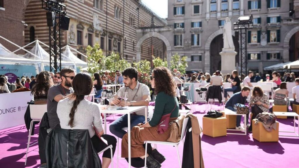 Vinitaly 2026 - Un 'immagine della città durante Vinitaly and the city